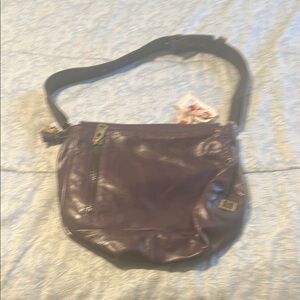 Elegant brown shoulder bag